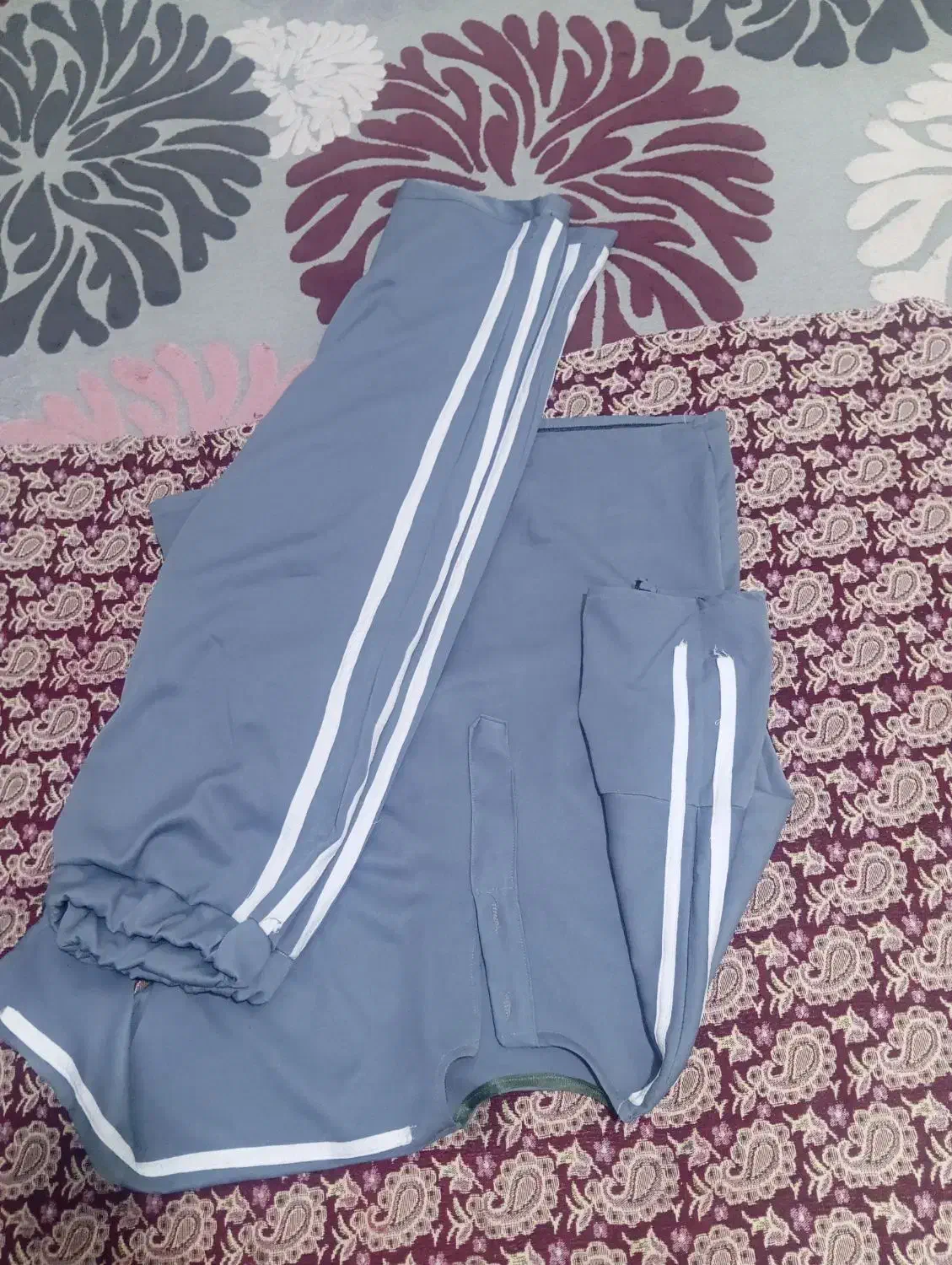 یک دست لباس نواصلا یکبارم پوشیده نشده|لباس|بوکان, |دیوار