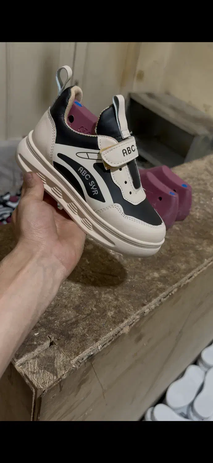 کفش اسپرت بچگانه برای دسفروشی|کیف، کفش، کمربند|تبریز, |دیوار