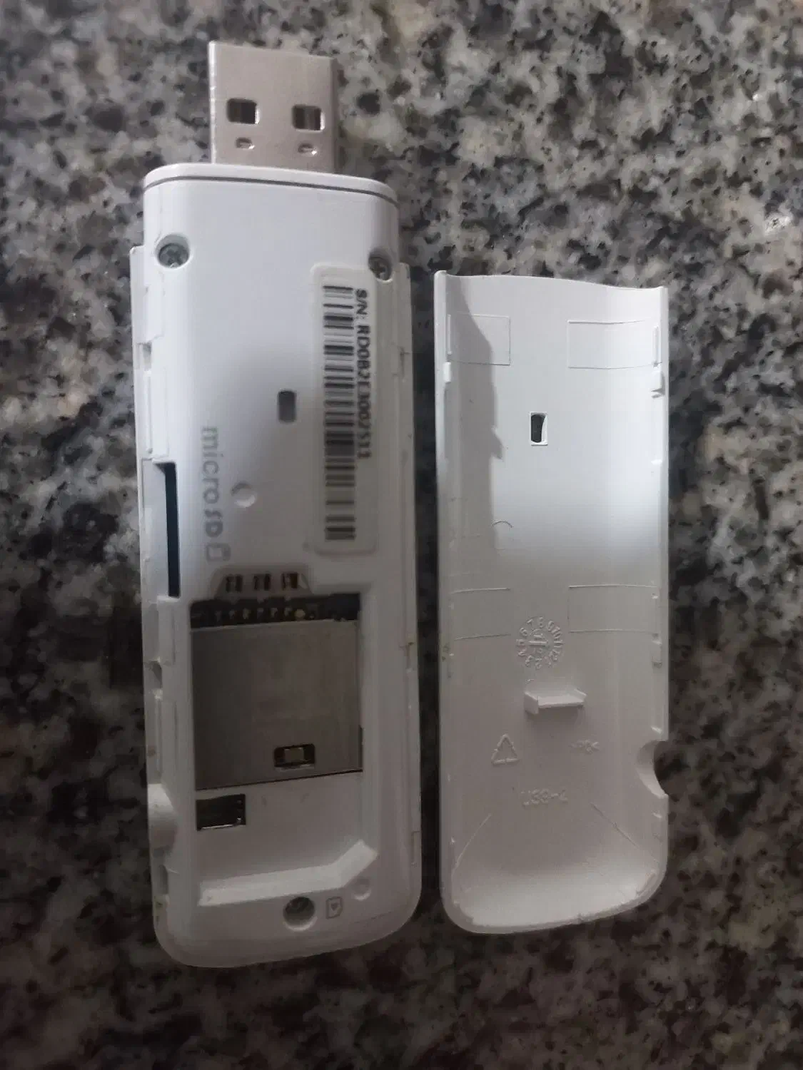 دانگل وای‌فای  مودم|مودم و تجهیزات شبکه|مشهد, همت آباد|دیوار