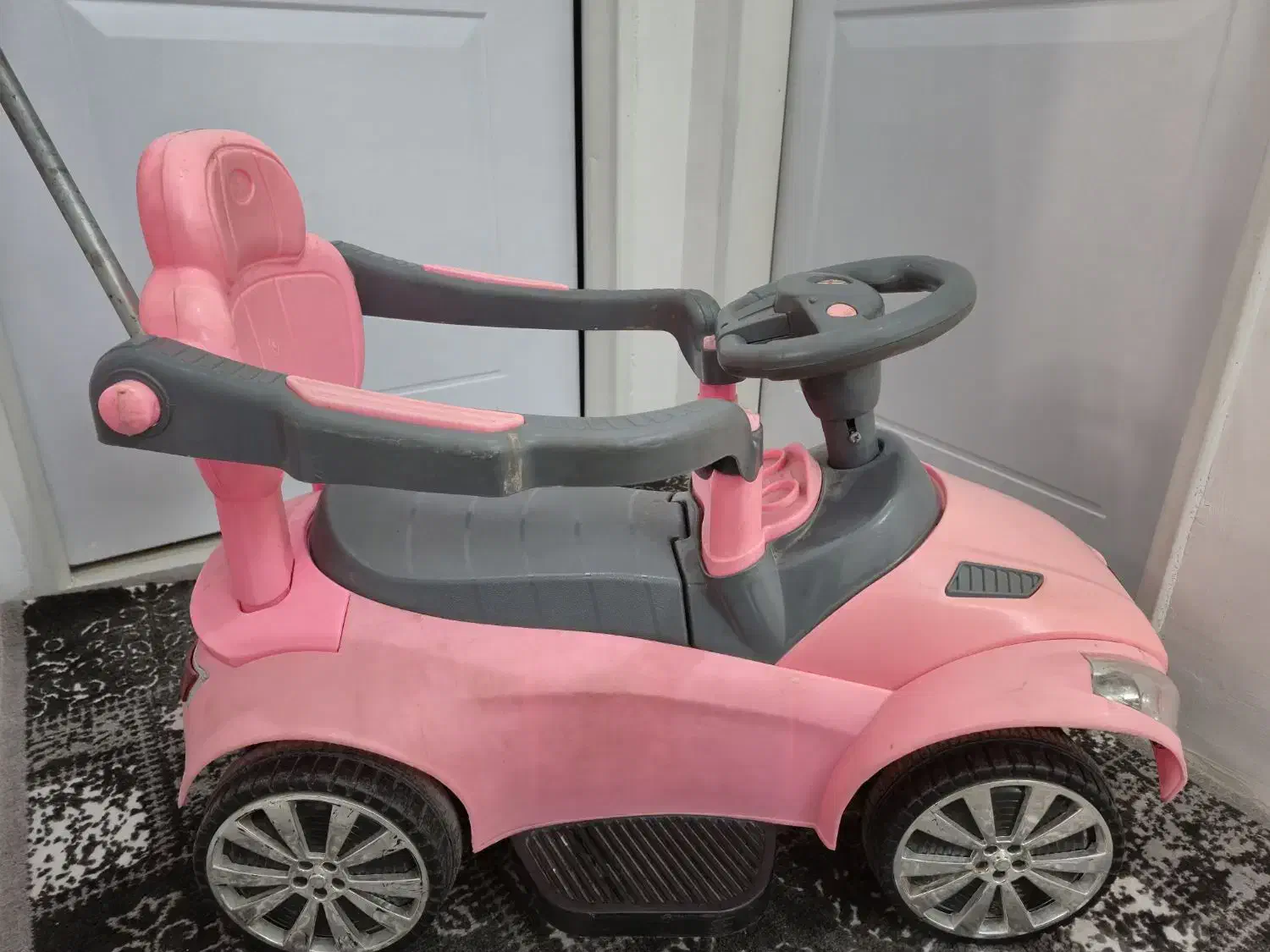 ماشین حمل کودک موزیکال،سه چرخه دسته دار جی تویز|اسباببازی بچه|مشهد, الهیه|دیوار