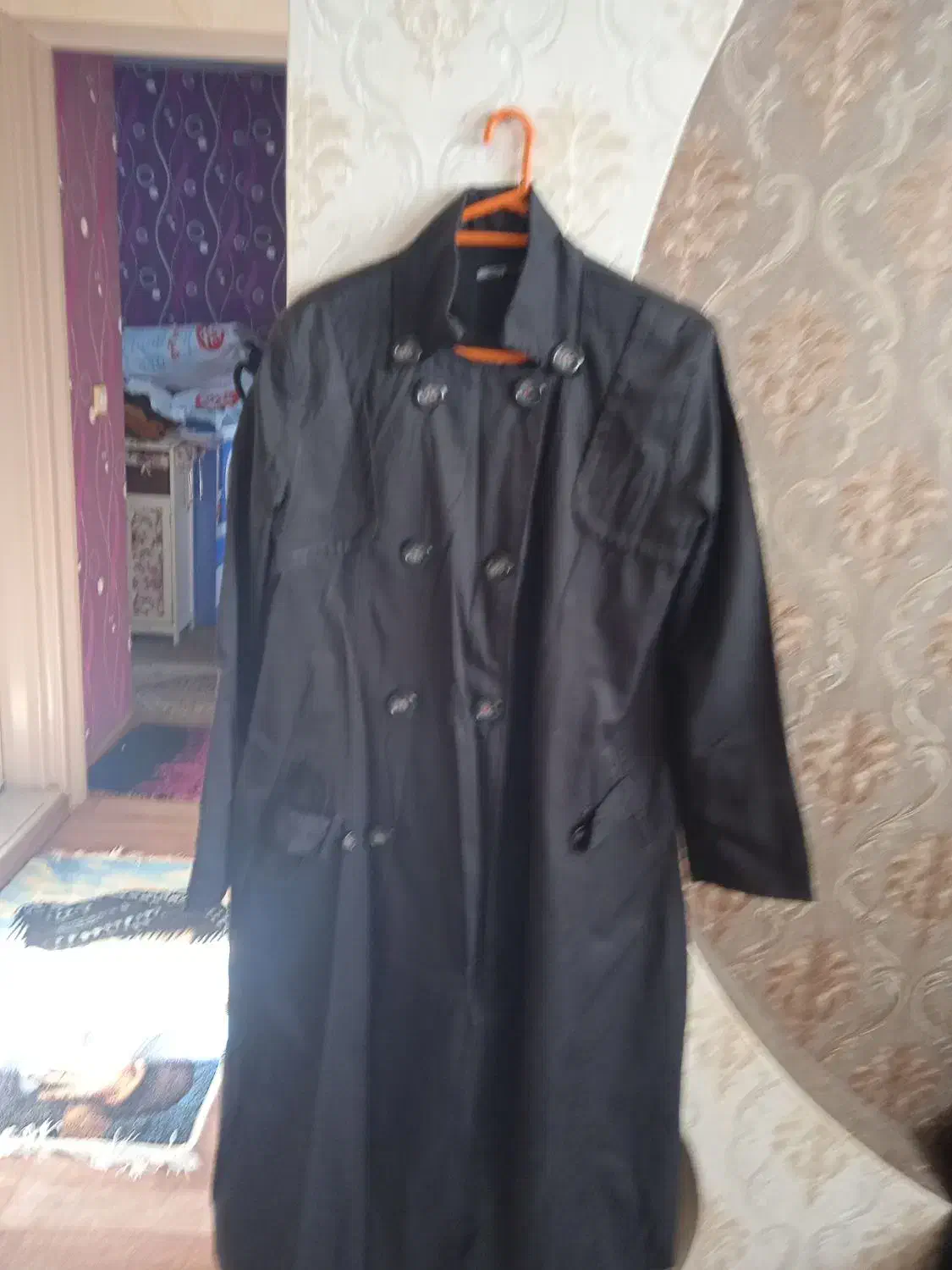 همگی یکجا|لباس|سهند, |دیوار