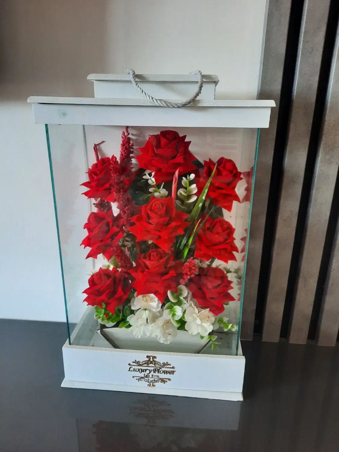 باکس گل شیشه ای نو|گل مصنوعی|شهرکرد, |دیوار