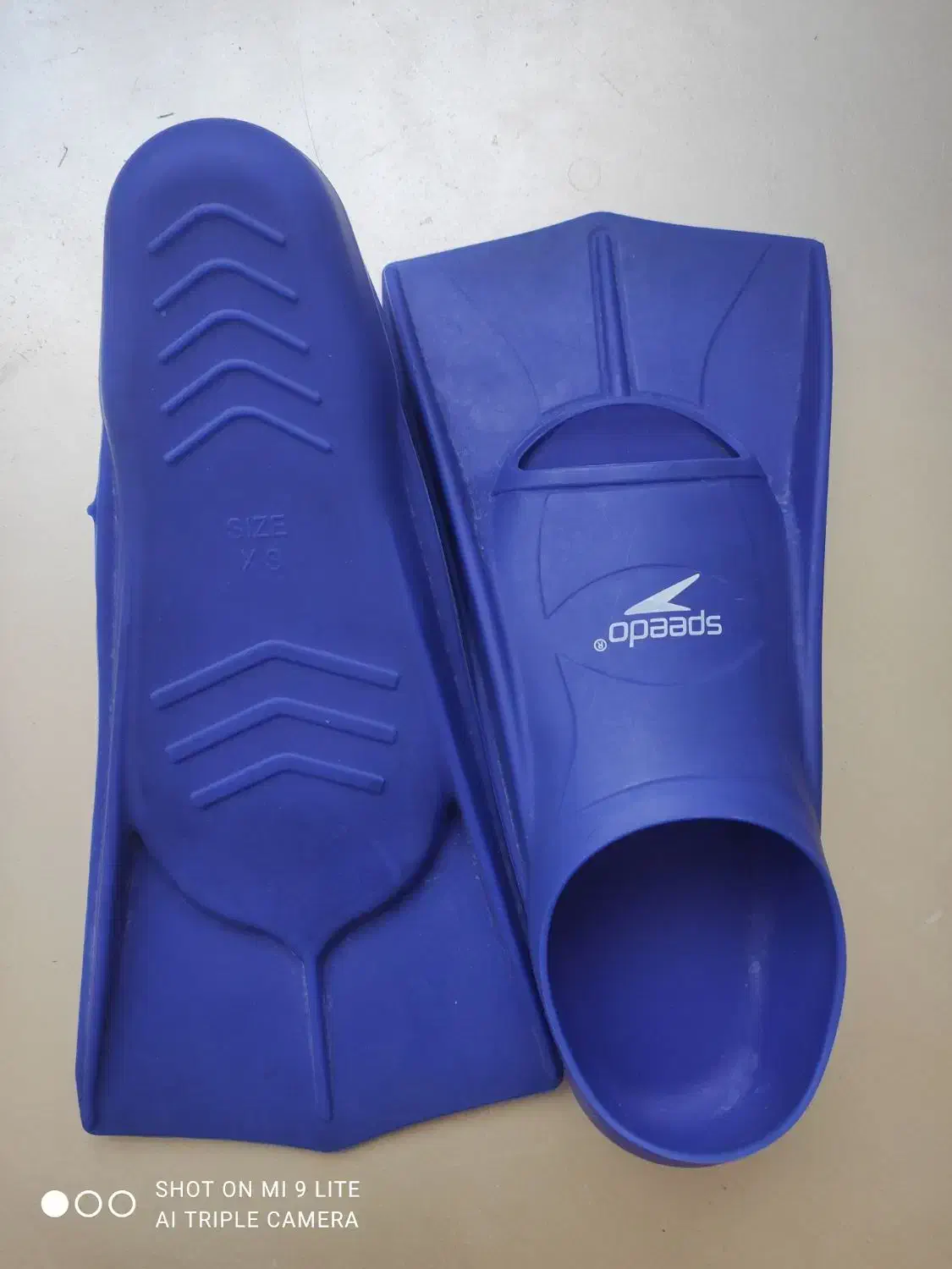 فین شنا وغواصی|غواصی و ورزش‌های آبی|میانه, |دیوار