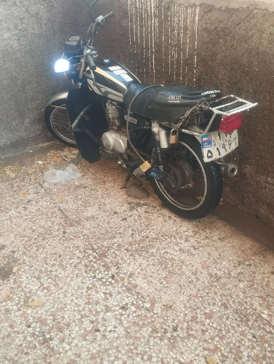 پرند موتور مدل 80|موتورسیکلت|پرند, فاز ۵|دیوار