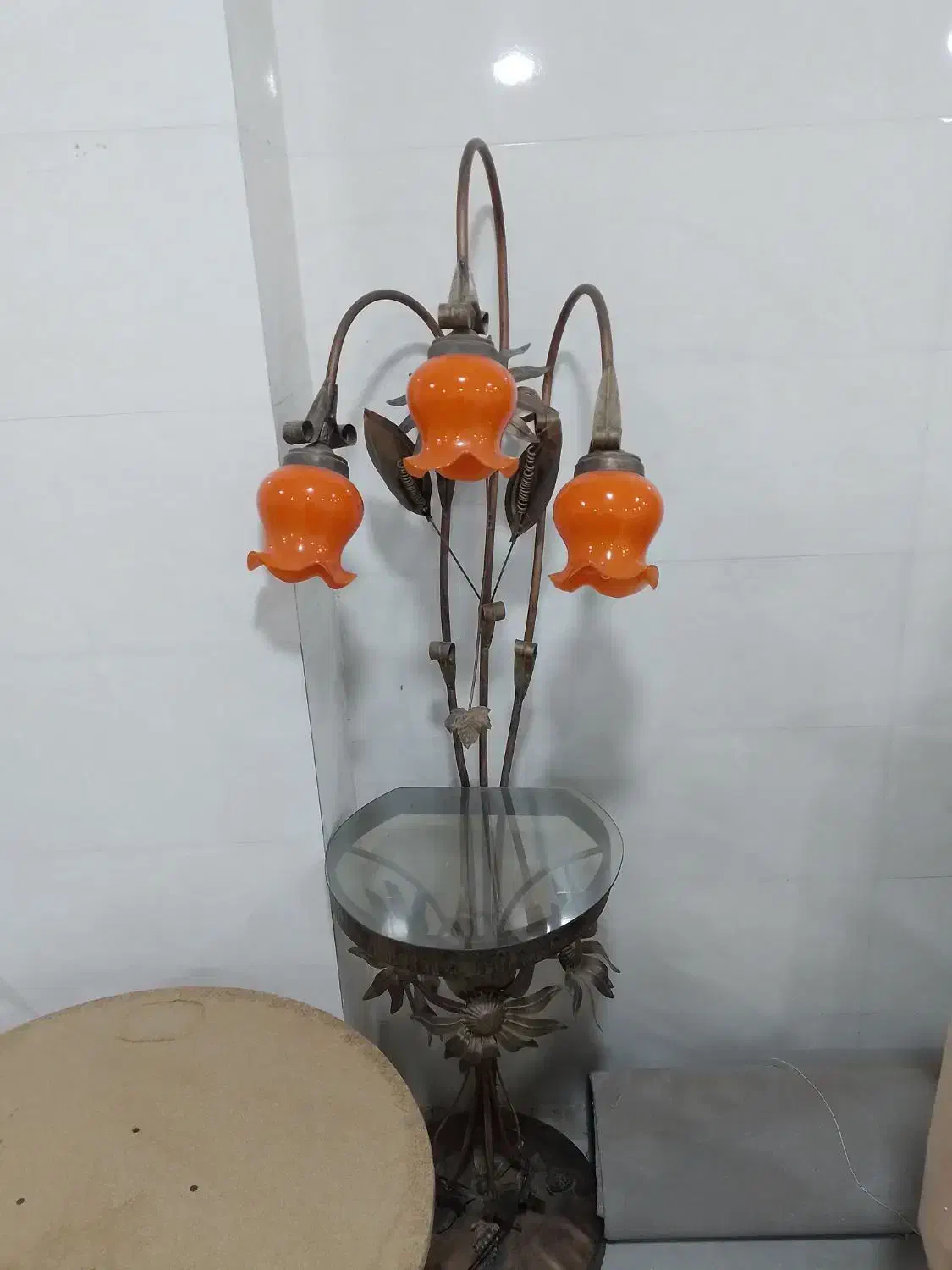 آباژور|چراغ خواب و آباژور|میانه, |دیوار