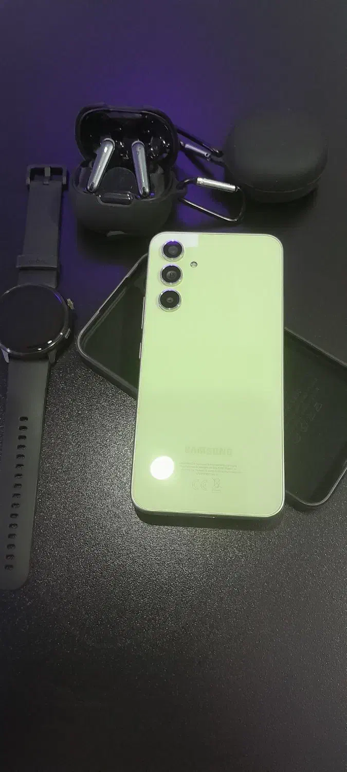 a54 رم۸ حافظه۲۵۶ رنگ لیمویی|موبایل|اسلام‌‌آباد غرب, |دیوار