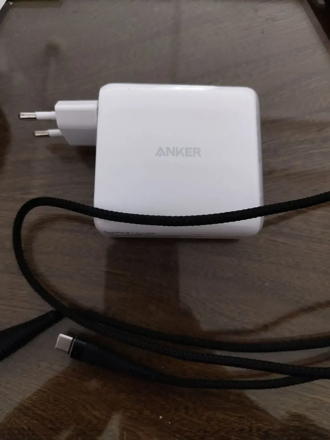 تعدادی کاور ناتینگ 1 شارژر 65 واتی انکر|لوازم جانبی موبایل و تبلت|شیراز, فرگاز|دیوار