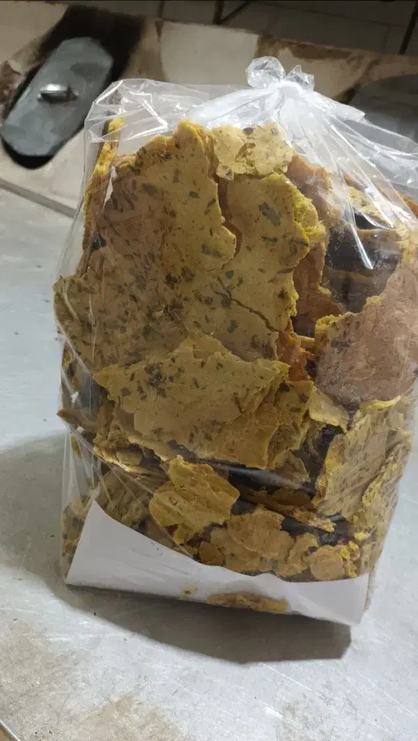 نان خشک سنتی یزدی یبار از ما امتحان کنید|خوردنی و آشامیدنی|یزد, |دیوار