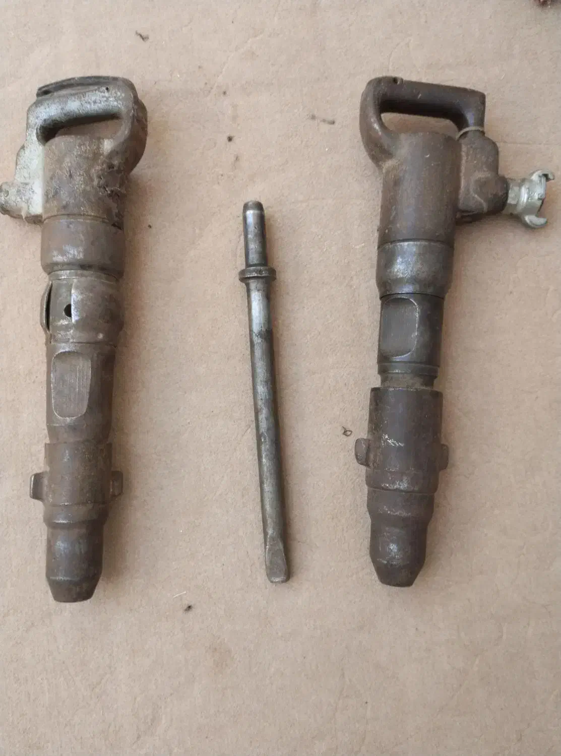 پیکوربادی دوعدد|ابزارآلات|اسفراین, |دیوار