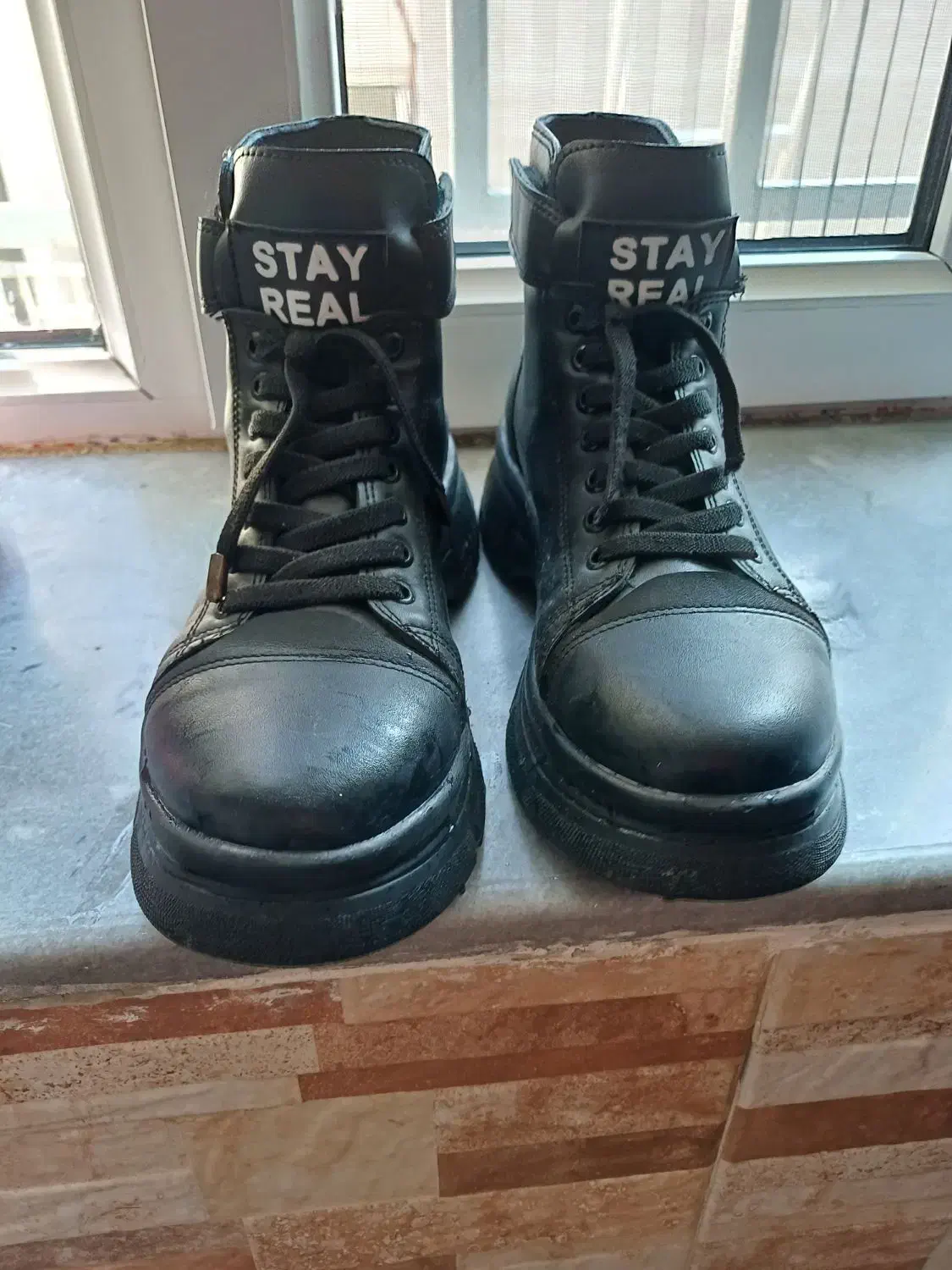 کفش|کیف، کفش، کمربند|ارومیه, |دیوار