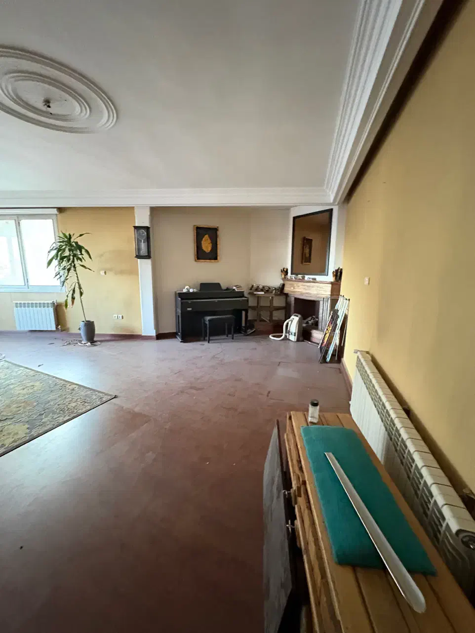 آپارتمان ۱۴۰متری تک واحدی مناسب بازسازی در درکه|فروش آپارتمان|تهران, درکه|دیوار