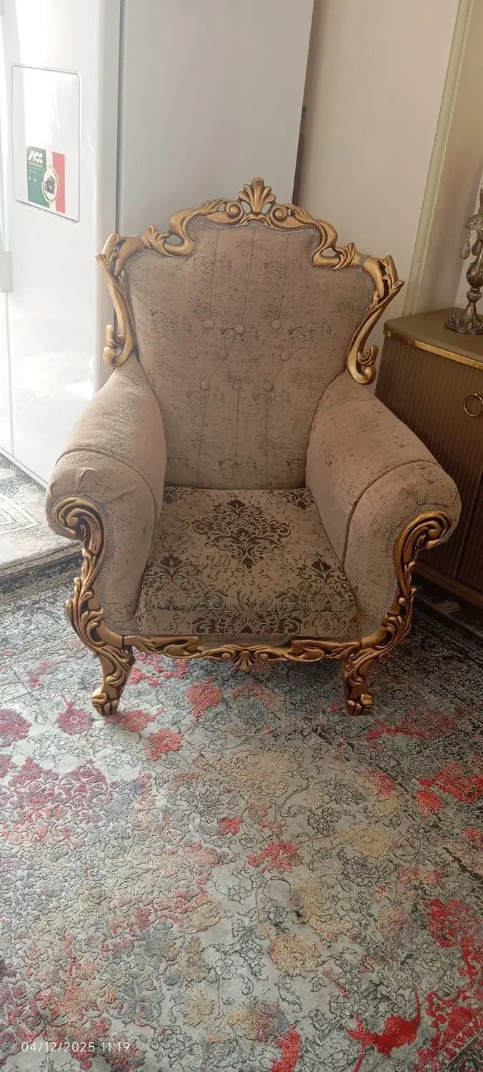 مبلمان ۷ نفره با جلو مبلی بزرگ و کوچک|مبلمان خانگی و میز عسلی|تهران, جوادیه|دیوار