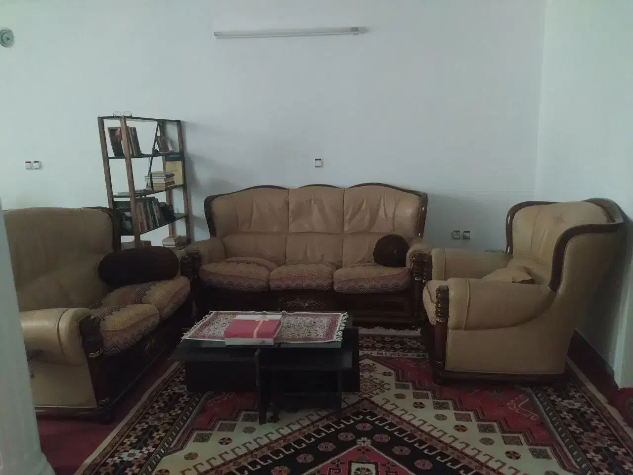 حراج مبل کمد ویترینی قفسه کتاب میزتحریر|کتابخانه، شلف، قفسه‌های دیواری|کرج, رجب‌آباد|دیوار