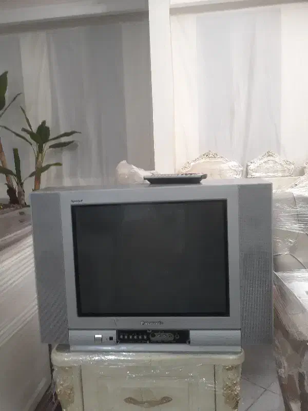 تلویزیون پاناسونیک ۲۱ اینچ|تلویزیون و پروژکتور|بهارستان, |دیوار