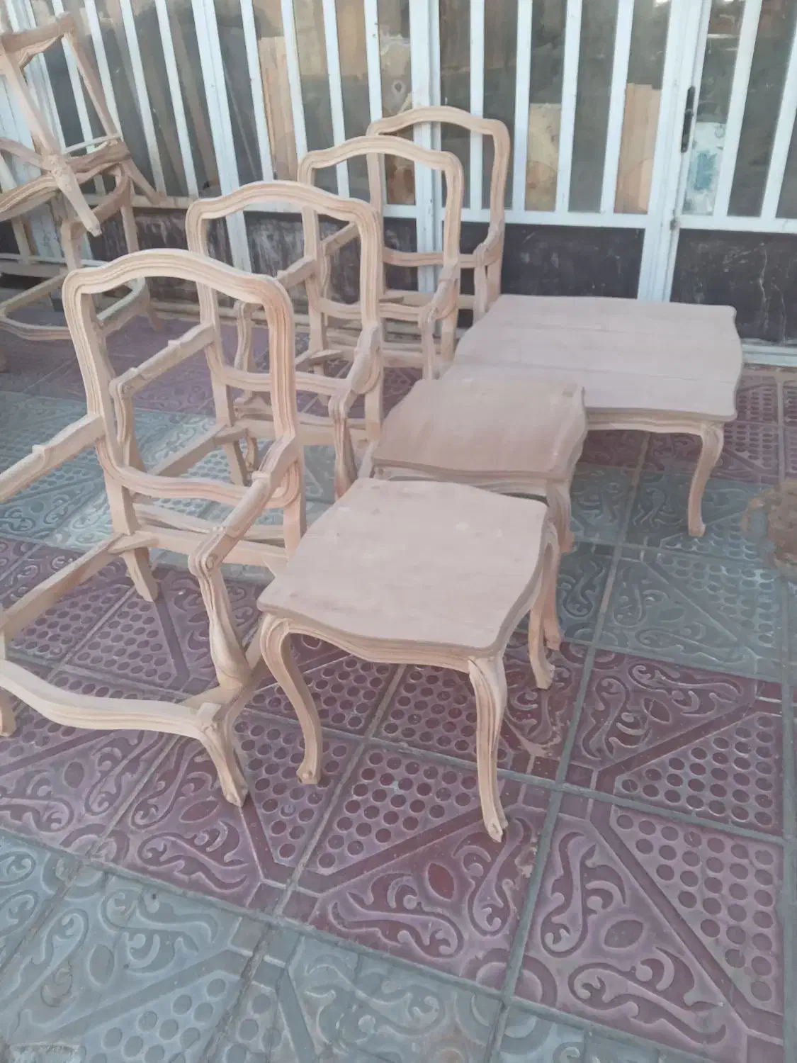 ۲۰ دست میز فرانسوی چوب راش|میز و صندلی غذاخوری|تویسرکان, |دیوار