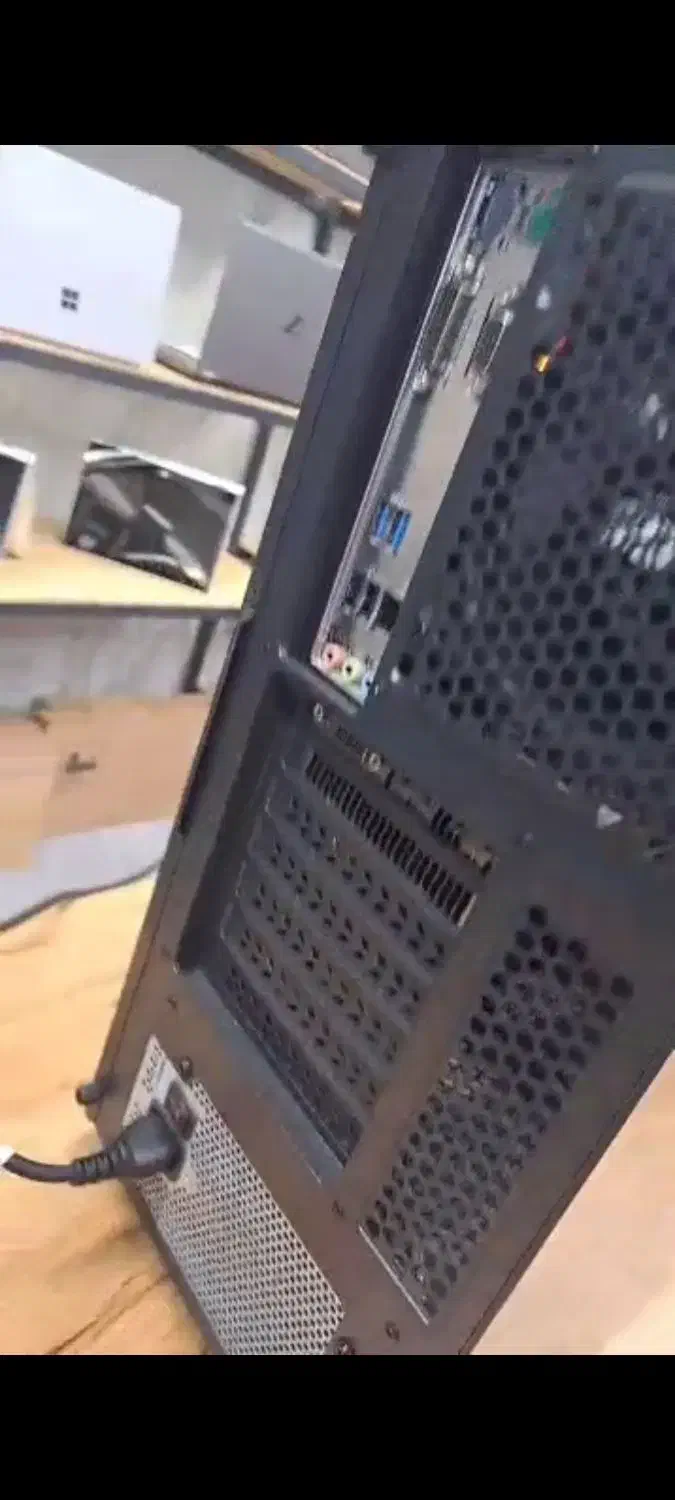 کیس گیمینگ|رایانه رومیزی|بانه, |دیوار