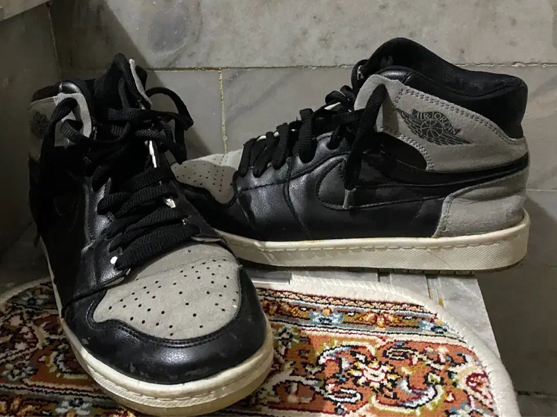 دو جفت کفش جردن و کیف|کیف، کفش، کمربند|نقده, |دیوار