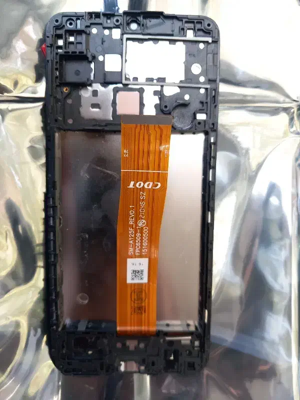 lcd سامسونگ a12|لوازم جانبی موبایل و تبلت|اصفهان, خواجو|دیوار