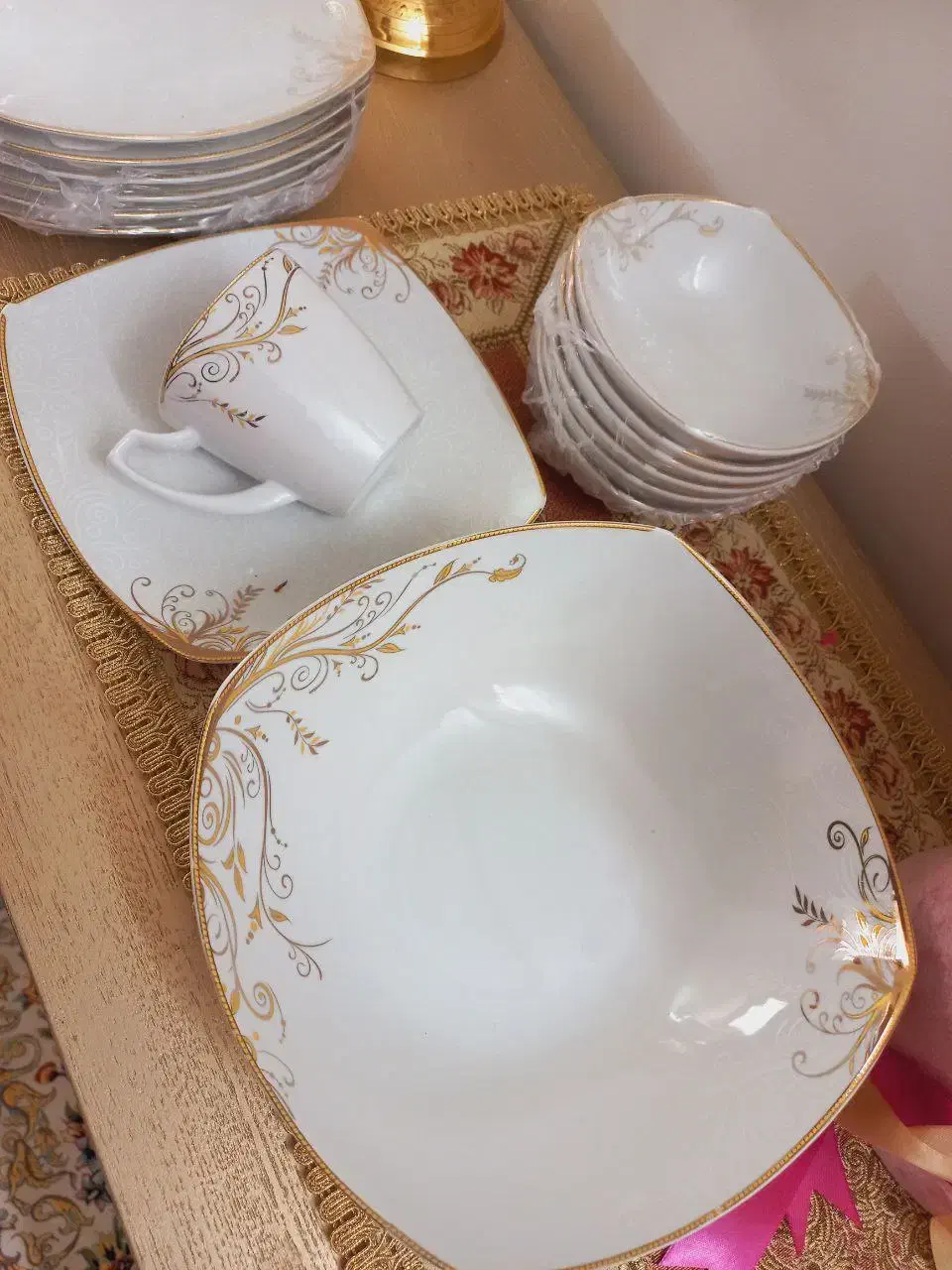 چینی آکبند|ظروف سرو و پذیرایی|سبزوار, علمدار|دیوار