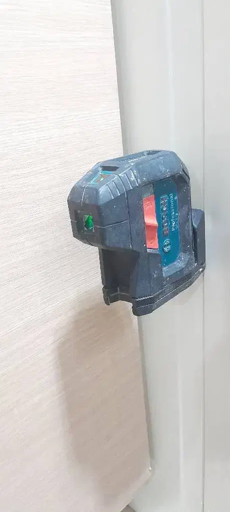 ترازلیزربوش آلمان به همراه27عددمته نو|ابزارآلات|سلماس, |دیوار