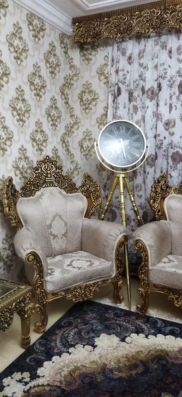 مبل سلطنتی ۷ نفره همراه با میزعسلی|مبلمان خانگی و میز عسلی|تربت جام, کلالی|دیوار