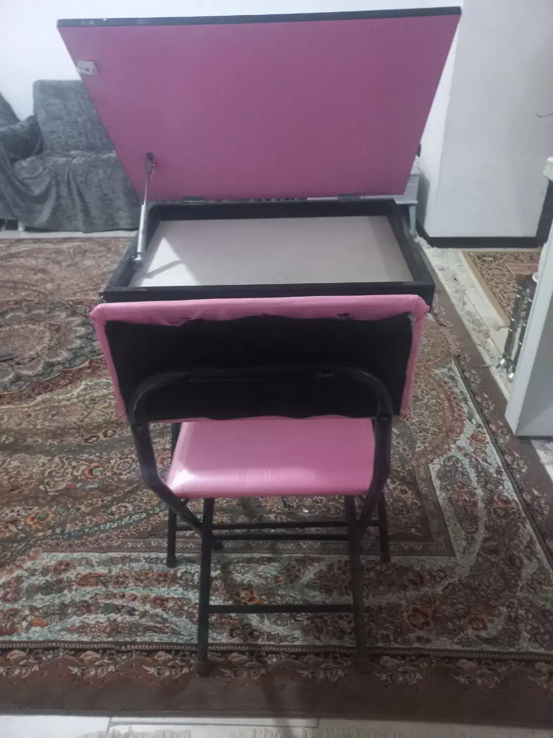 میز تحریر|میز تحریر و کامپیوتر|هشتگرد, شهرک آرتیمان|دیوار