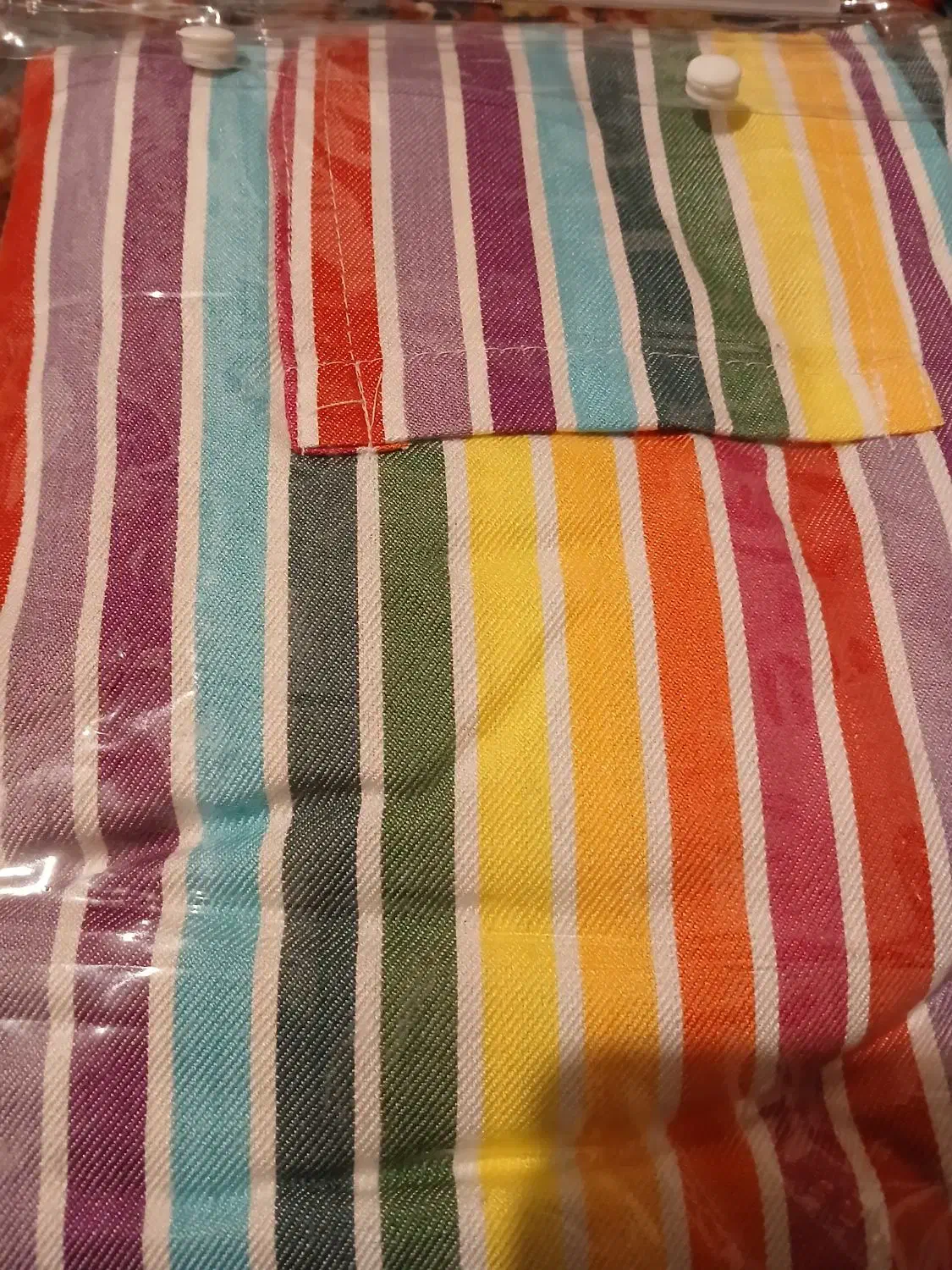 تن پوش بچه گانه|کفش و لباس بچه|میانه, |دیوار