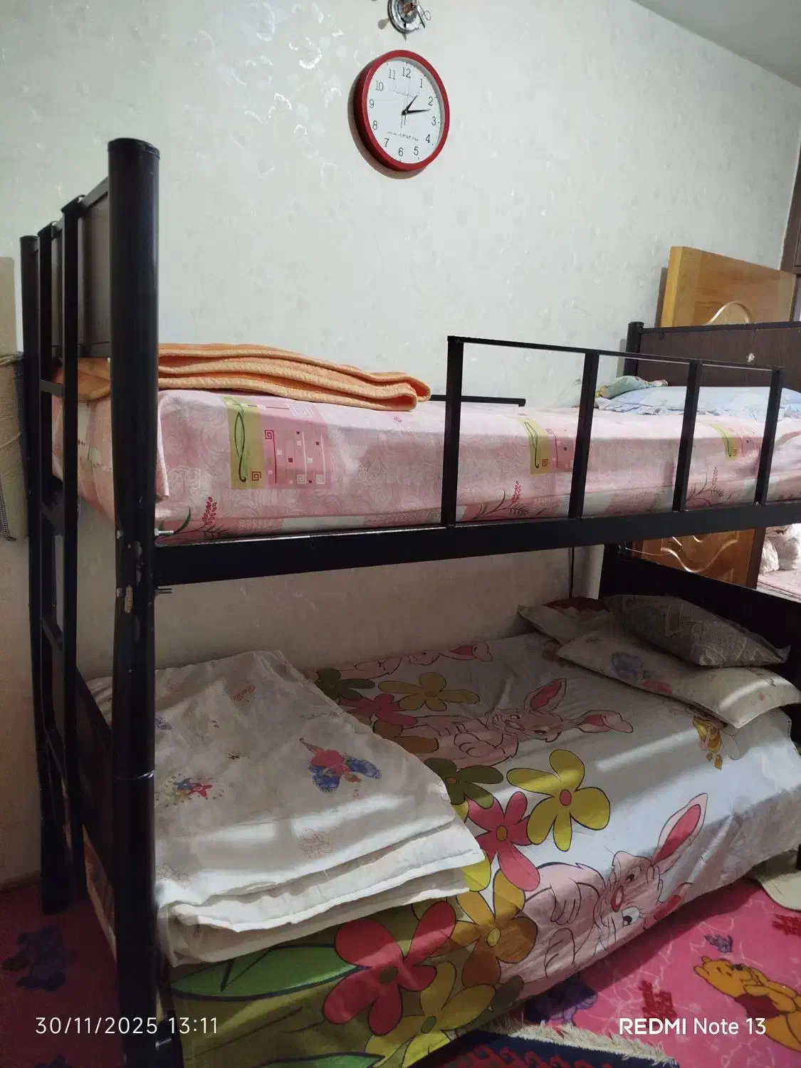 مبل هفت نفره راحتی وتخت خواب دوطبقه|مبلمان خانگی و میز عسلی|شهرکرد, |دیوار