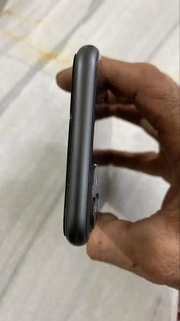 ایفون ۱۱ نرمال|موبایل|تهران, چیتگر شمالی|دیوار