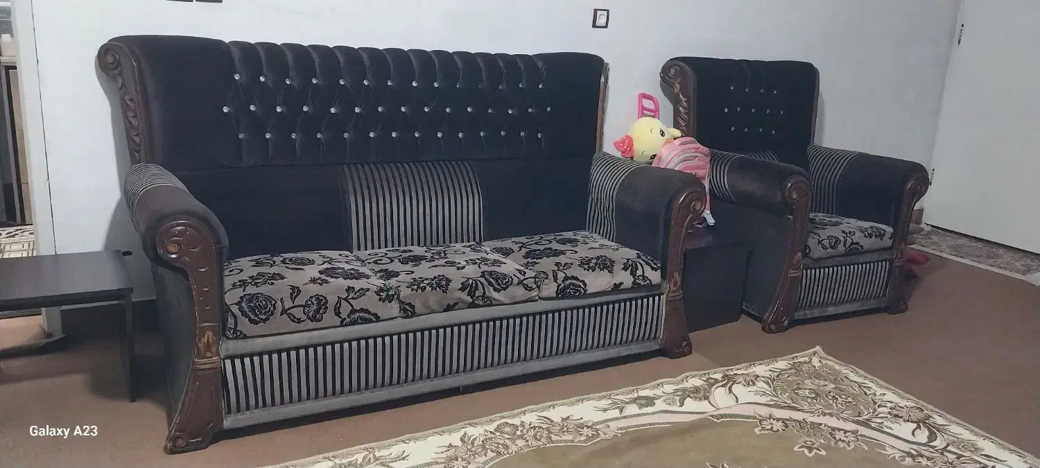 مبل ۷ نفره سالم|مبلمان خانگی و میز عسلی|زرگرشهر, |دیوار