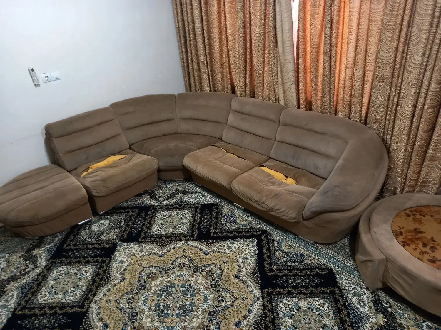 مبل و میز عسلی|مبلمان خانگی و میز عسلی|اهواز, سلطانمنش|دیوار