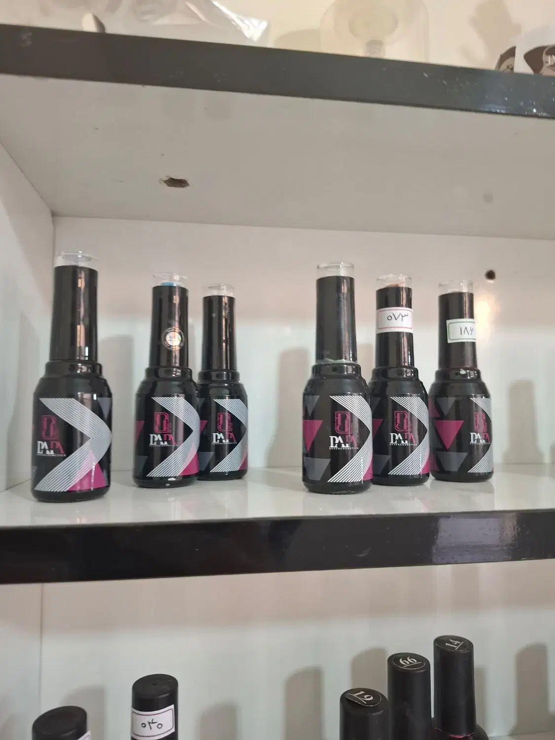 لاکژل ناخن|آرایشی، بهداشتی، درمانی|اصفهان, پوریای ولی|دیوار