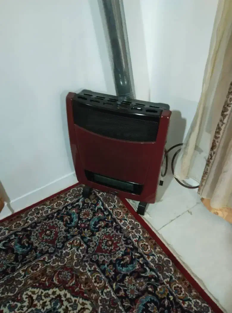 بخاری دو عدد|بخاری، هیتر، شومینه|چمستان, |دیوار