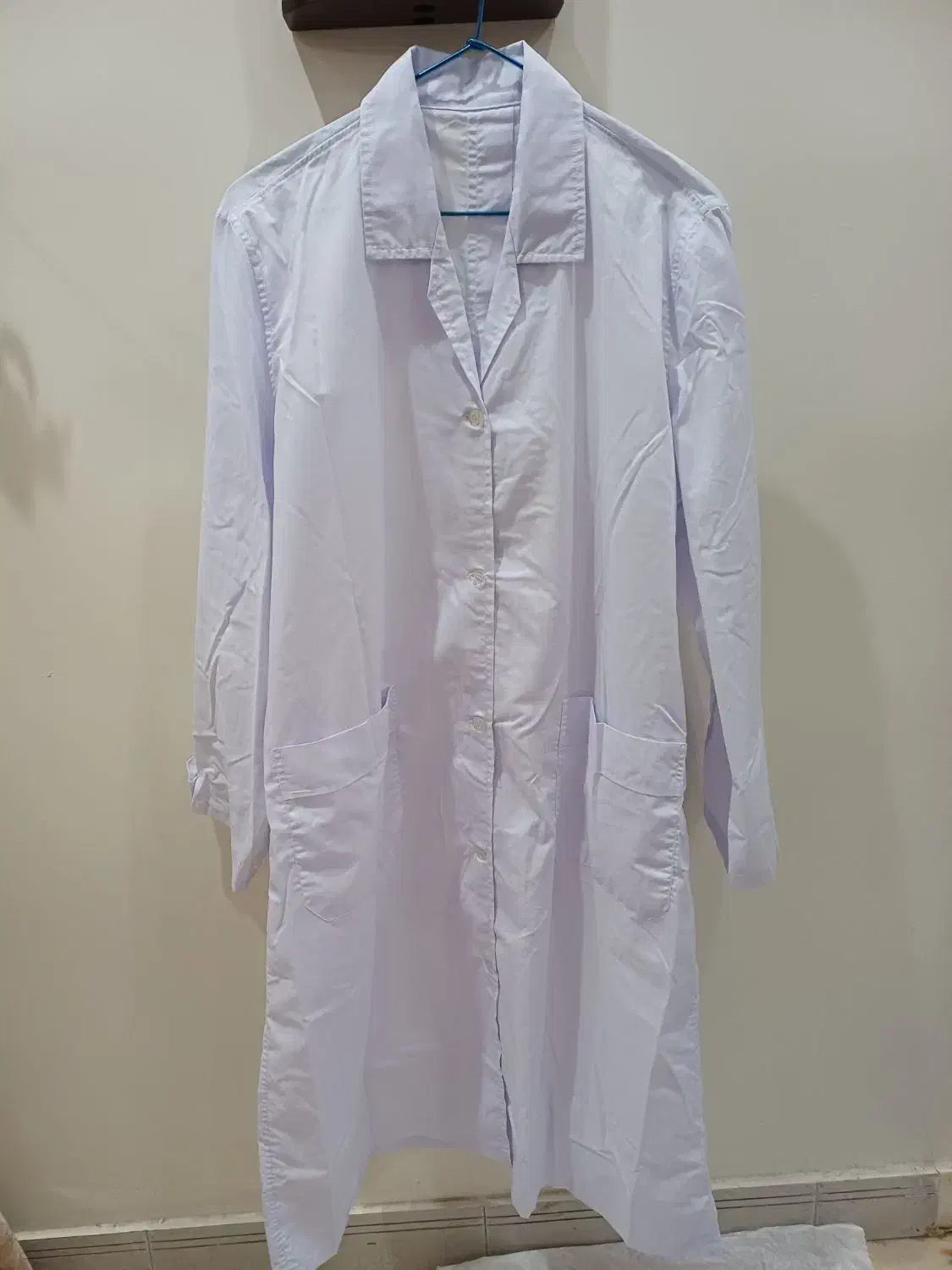 حراج تعداد زیادی لباس نو و در حد نو و وسیله منزل|حراج|کرج, فاز ۴ مهرشهر|دیوار