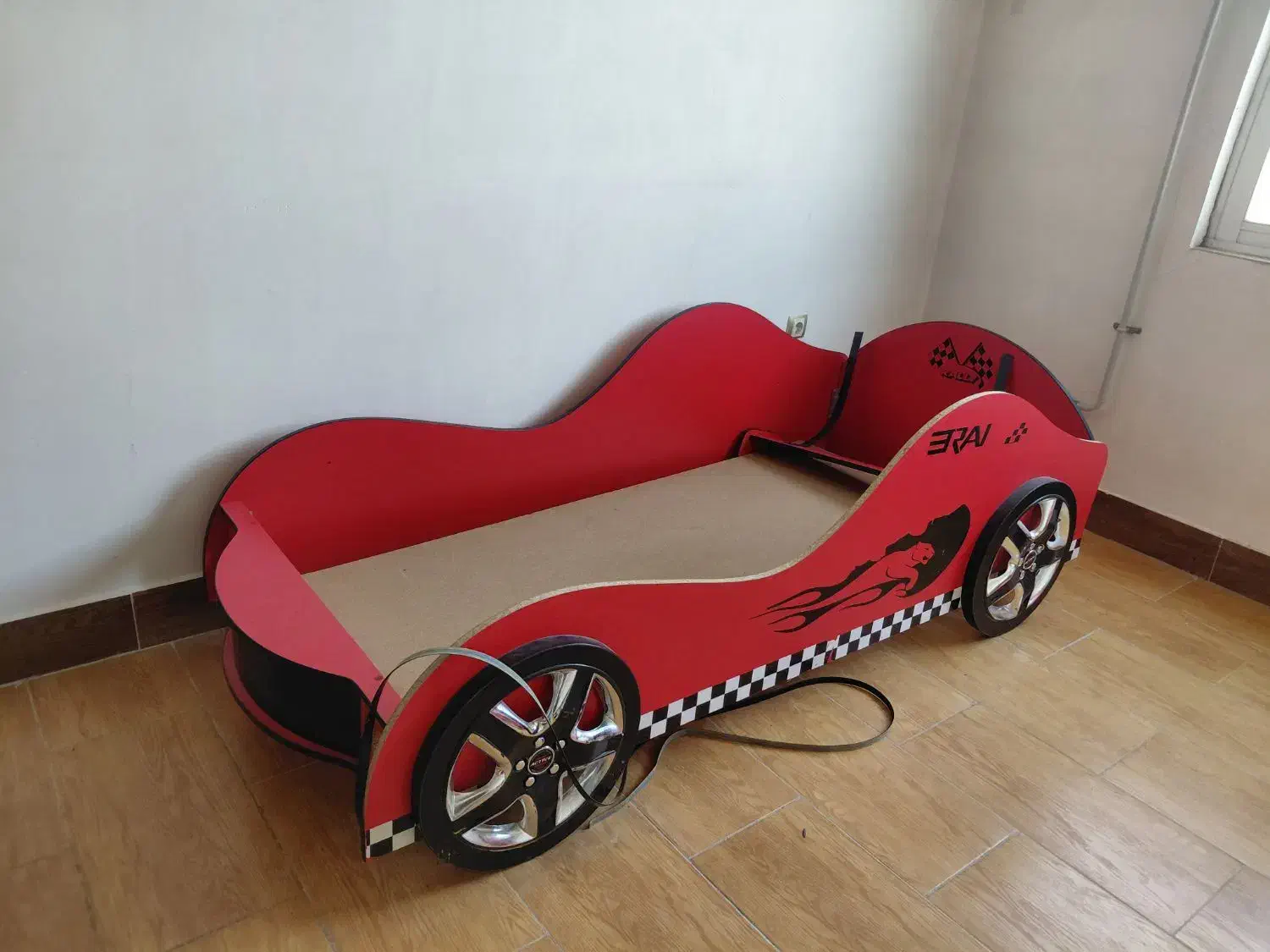 تخت کودک و نوجوان ماشینی|تخت و سرویس خواب|کردکوی, |دیوار