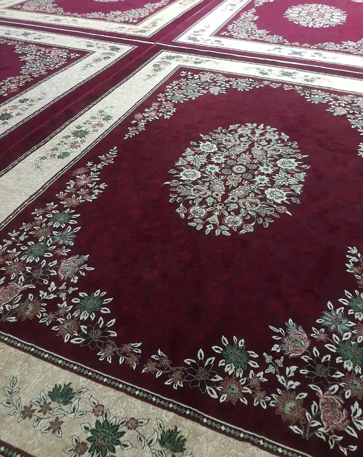 ۴ تخته فرش ۱۲ متری|فرش|گیلان غرب, |دیوار