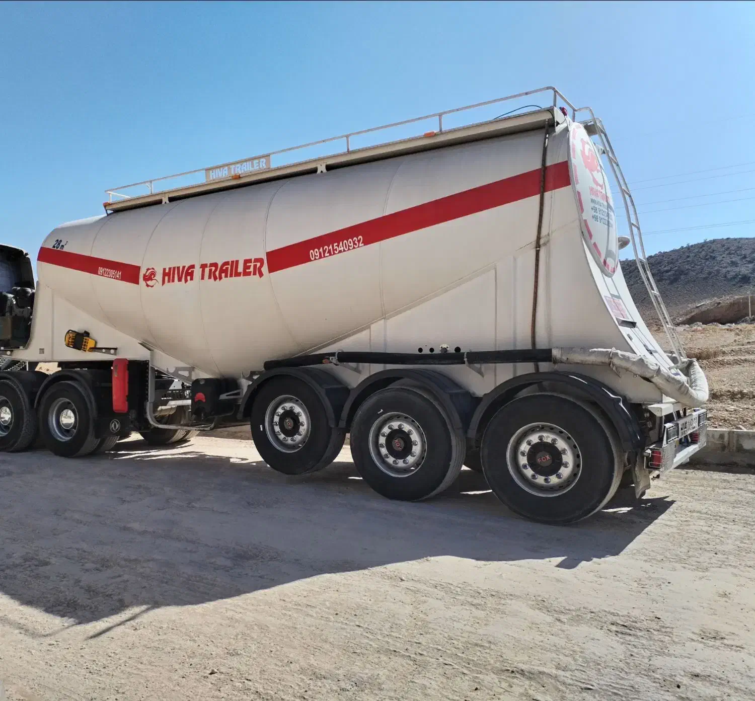 تریلر بونکر سه محور هیوا|خودرو سنگین|نی‌ریز, |دیوار