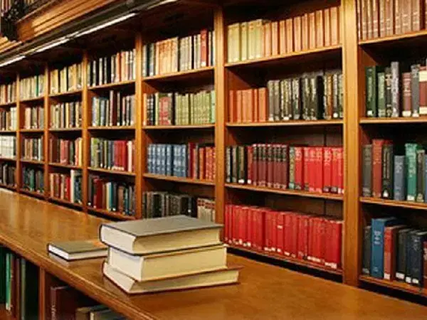 فروشنده و خریدار کتابخانه شخصی|کتاب و مجله تاریخی|تهران, فلسطین (میدان انقلاب)|دیوار