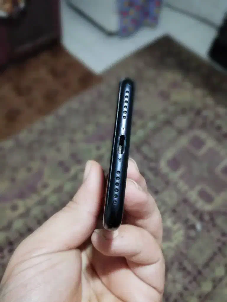 آیفونSe 2020 128g|موبایل|تالش, هشتپر|دیوار