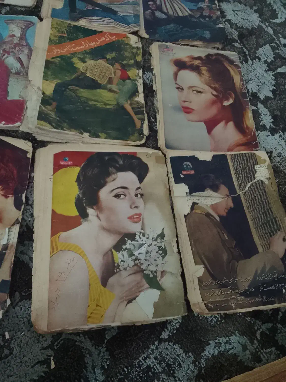 ۱۵جلد مجله خواندنیها مربوط به سال ۱۳۳۴ به|کلکسیون اشیاء عتیقه|قائمشهر, |دیوار