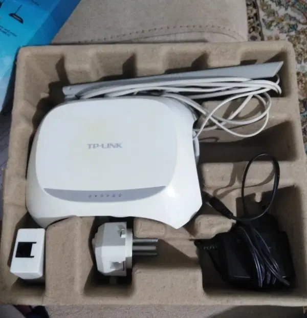 مودم TP-LINK|مودم و تجهیزات شبکه|مشهد, ادیب نیشابوری (شهرک غرب)|دیوار
