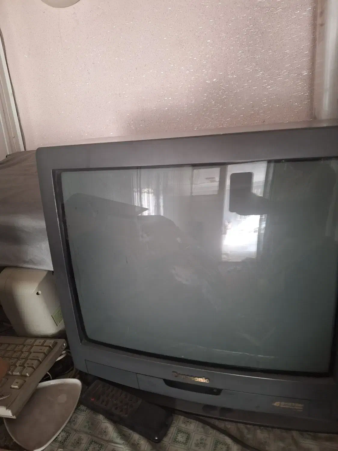 تلویزیون ۲۱ اینچ پاناسونیک|تلویزیون و پروژکتور|تهران, بنیهاشم|دیوار