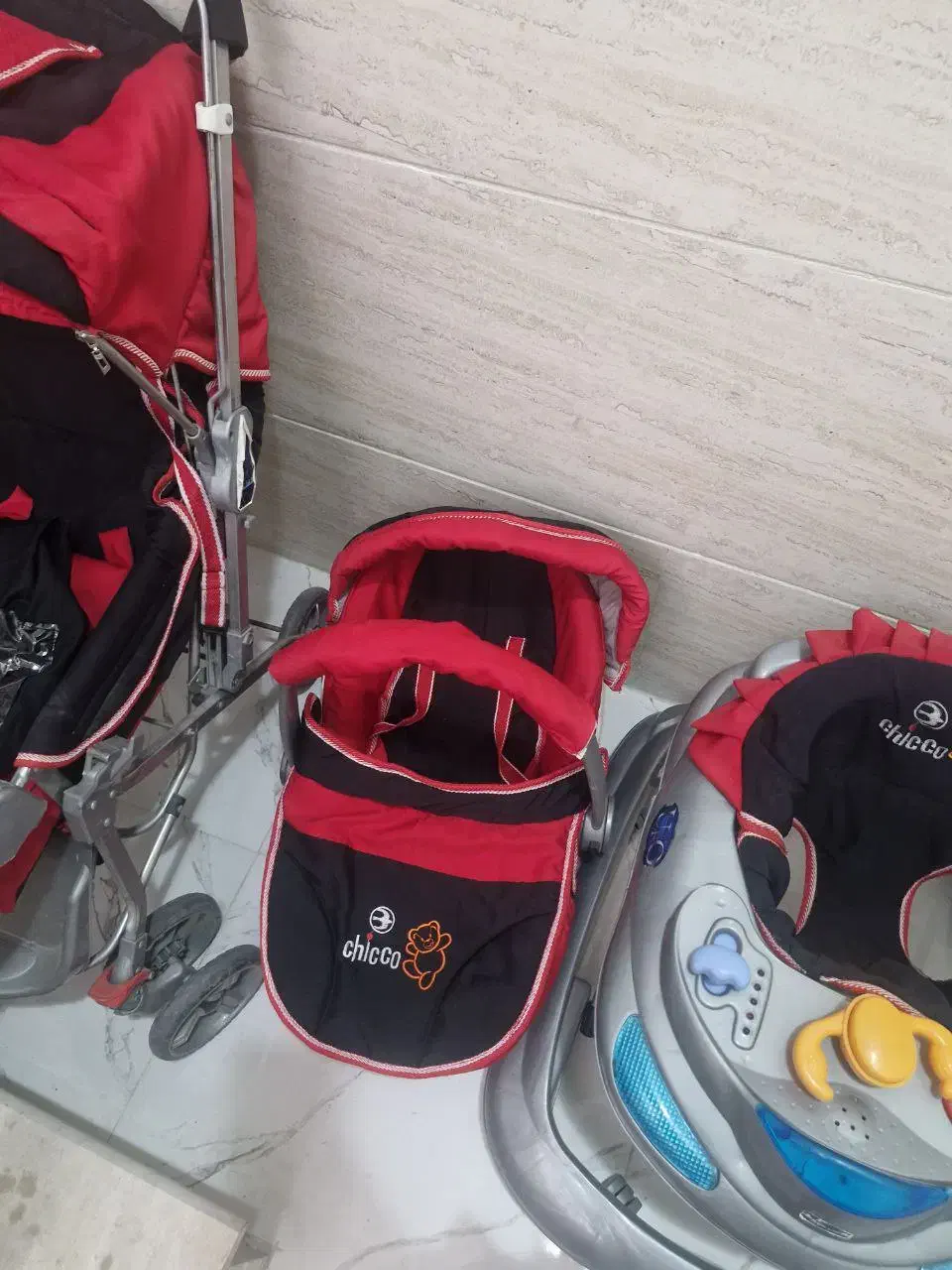 کالسکه ،کریر ،روروئک وکیسه خواب  در حدنو وتمیز|کالسکه و لوازم جانبی|میانه, |دیوار