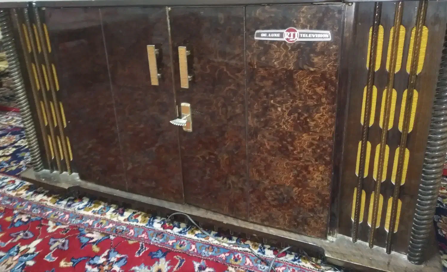 تلویزیون قدیمی|تلویزیون و پروژکتور|شهرضا, |دیوار