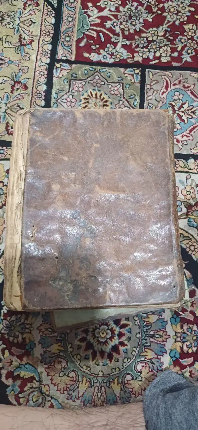 کتاب خطی دست نویس قدیمی|کلکسیون اشیاء عتیقه|اصفهان, عمان سامانی|دیوار