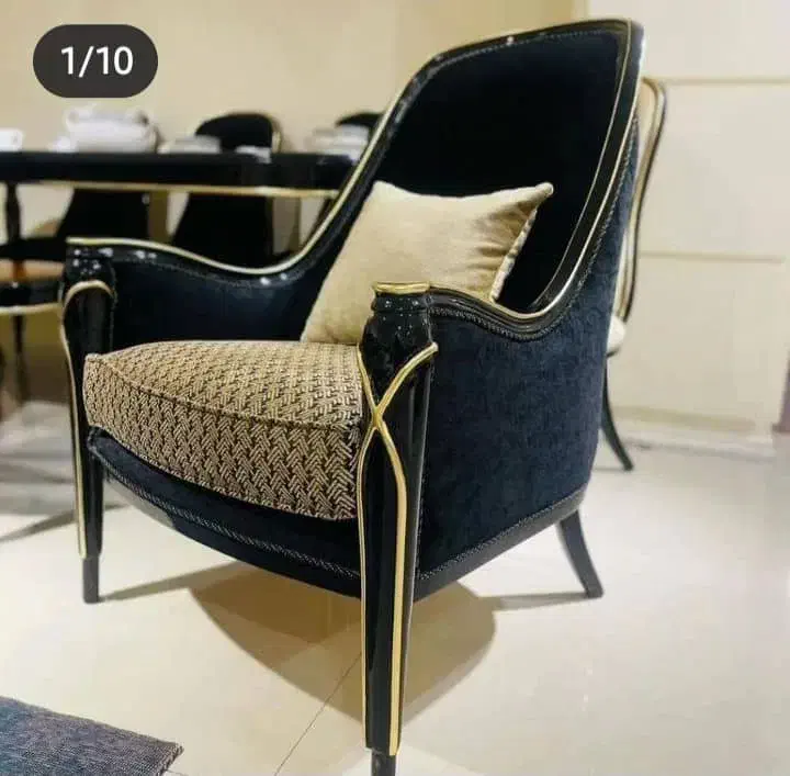 به یک نفر برشکار و خیاط مبل نیازمندیم|استخدام صنعتی، فنی، مهندسی|رباط‌کریم, رباط‌کریم|دیوار