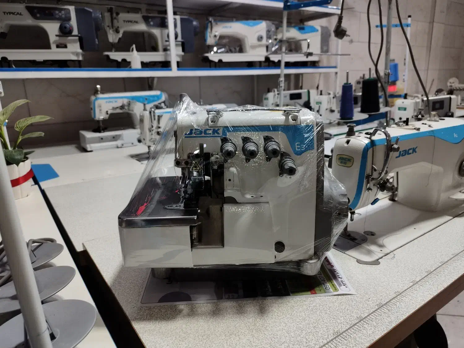 چرخ خیاطی جک راسته دوز میاندوز جک سردوز 4نخ جک|چرخ خیاطی و ریسندگی|گنبد کاووس, |دیوار