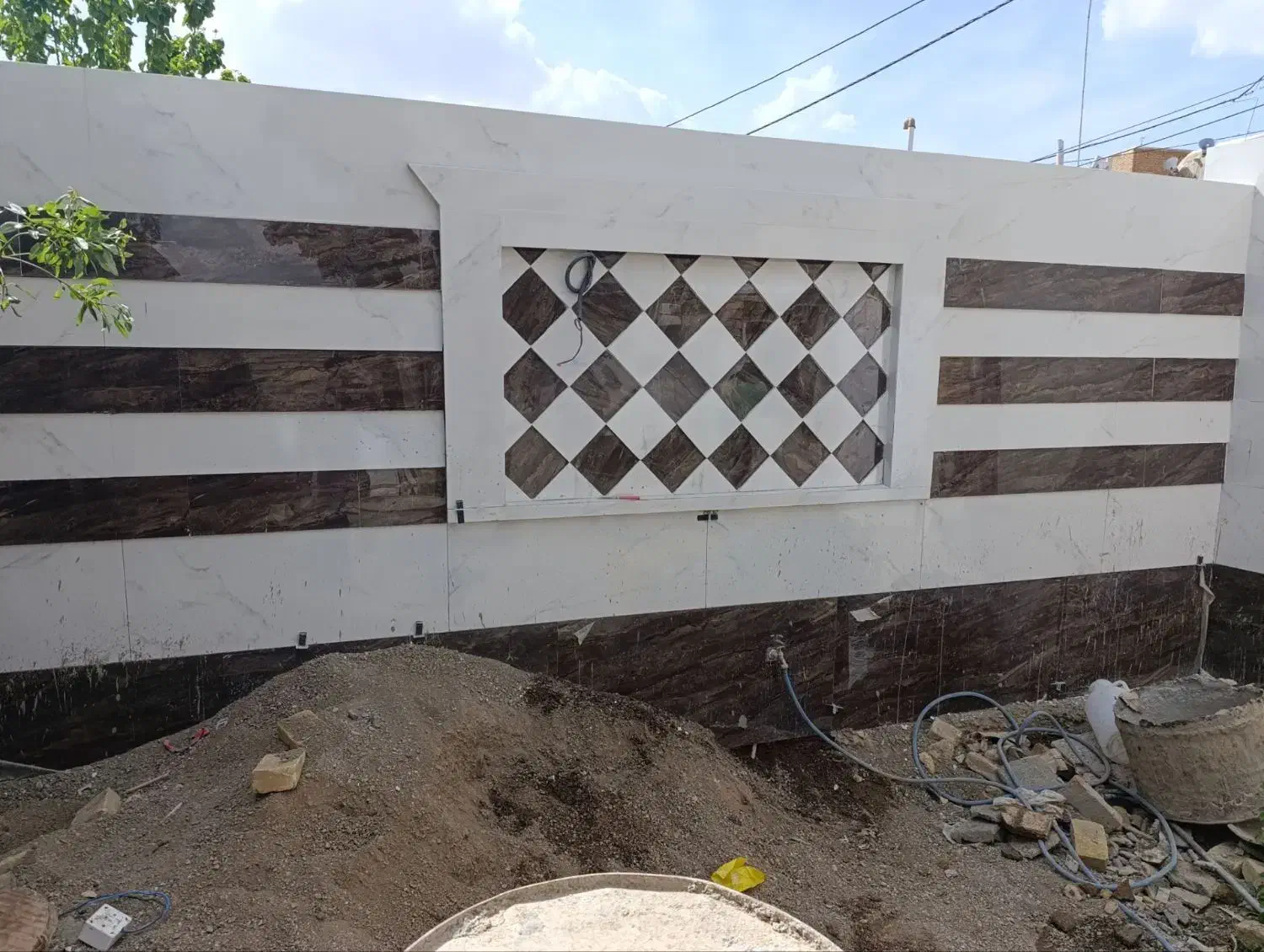 کاشی کاری حرفه ای بنایی پیمان کار لوله کش برق و...|خدمات پیشه و مهارت|دلیجان, |دیوار