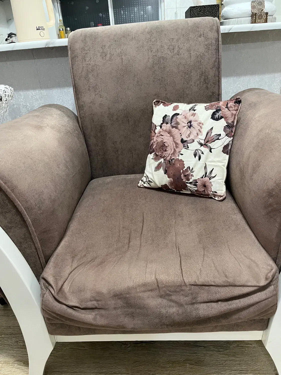 مبل|مبلمان خانگی و میز عسلی|صومعه‌سرا, |دیوار