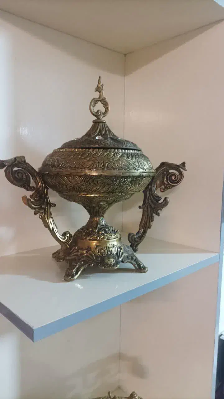 اجناس برنز|کلکسیون اشیاء عتیقه|زنجان, |دیوار